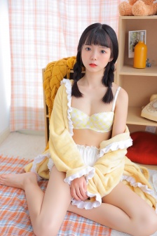 一边面膜一边燥的视频